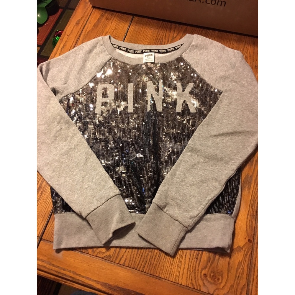 Limited edition vs pink sweatshirt